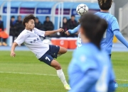 开云体育下载-海南海口足球俱乐部遭遇惨败，降级形势临近