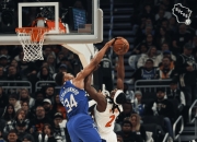 开云体育在线-包含雄鹿客场击败篮网，詹皇独中25+避免连败的词条