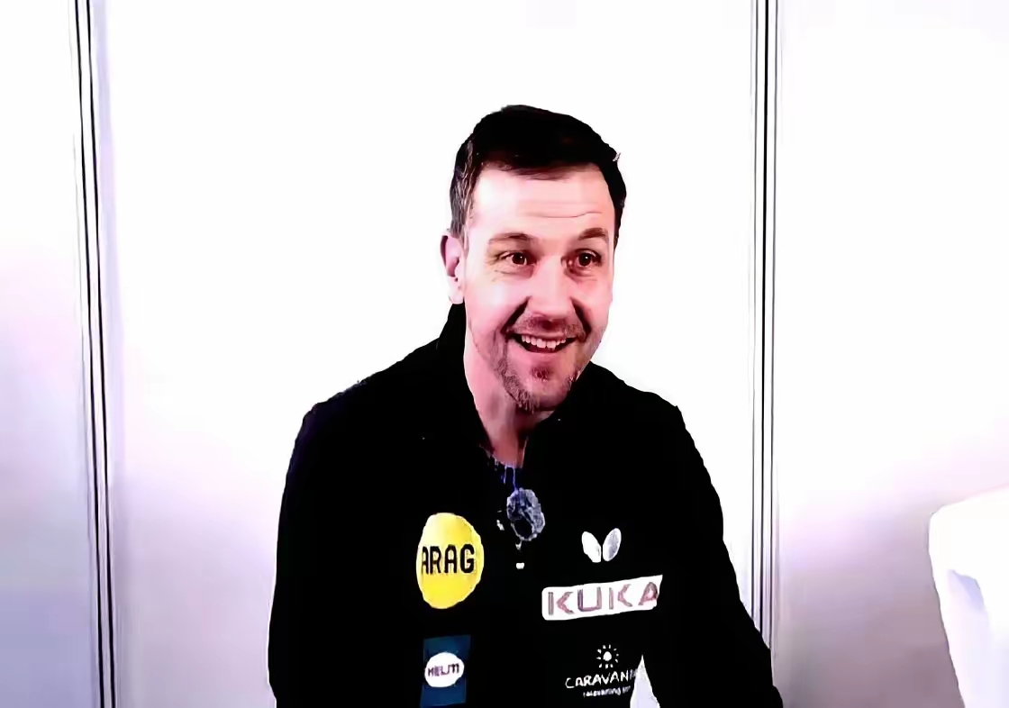 包含中国乒乓球队强势韩国乒乓球队，波尔送出助攻的词条