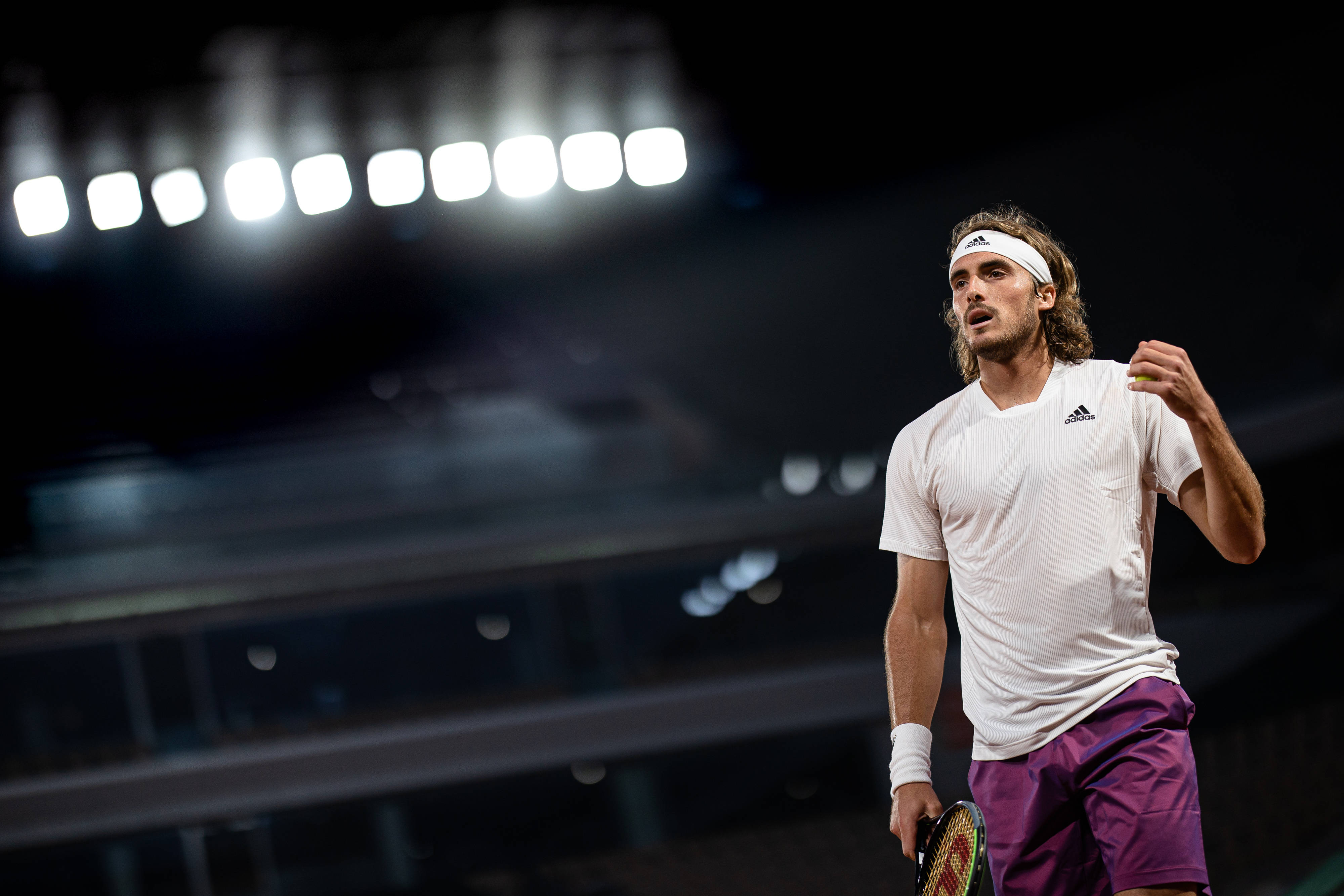 关于西班牙网球队力克欧洲网球队,西西帕斯惊艳世界的信息 关于西班牙网球队力克欧洲网球队,西西帕斯惊艳世界的信息