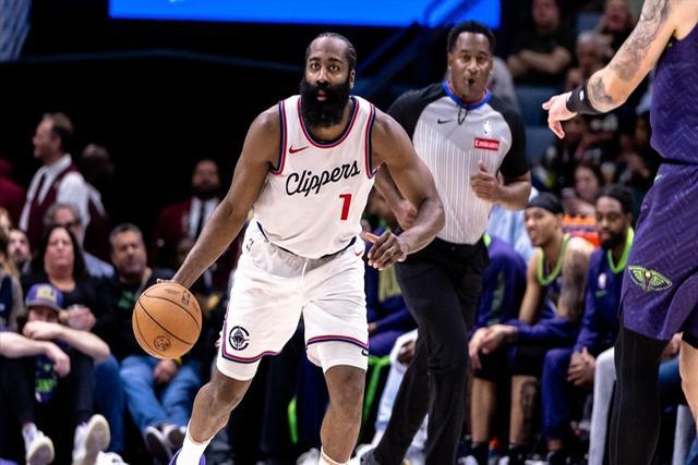 鹈鹕险胜篮网B队，麦科勒姆统治全场的简单介绍