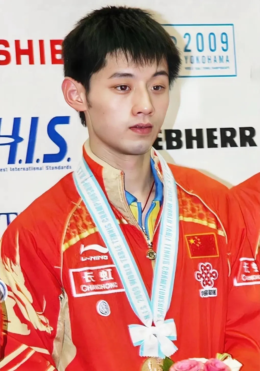 关于韩国乒乓球队险胜波兰乒乓球队，张继科打破历史纪录的信息