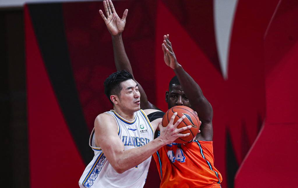 湖北队遭遇三连败，暂时陷入低谷的简单介绍