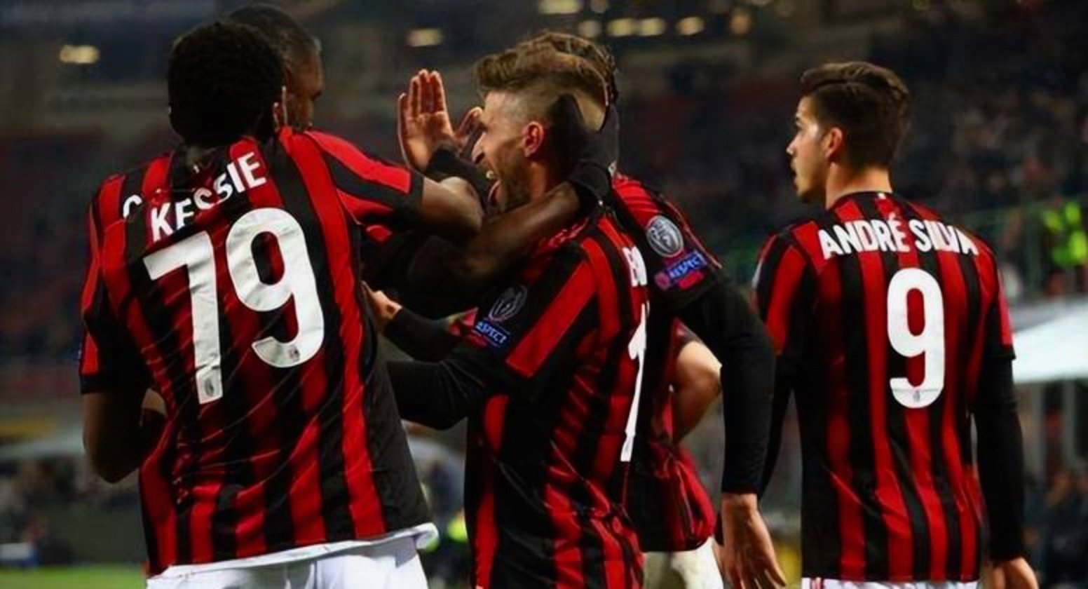 AC米兰战胜那不勒斯，豪取积分领先的简单介绍