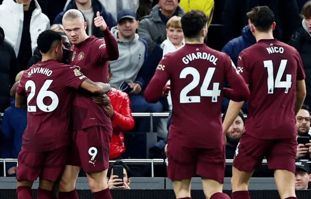 阿森纳蓝月亮大胜，重返英超前四的简单介绍