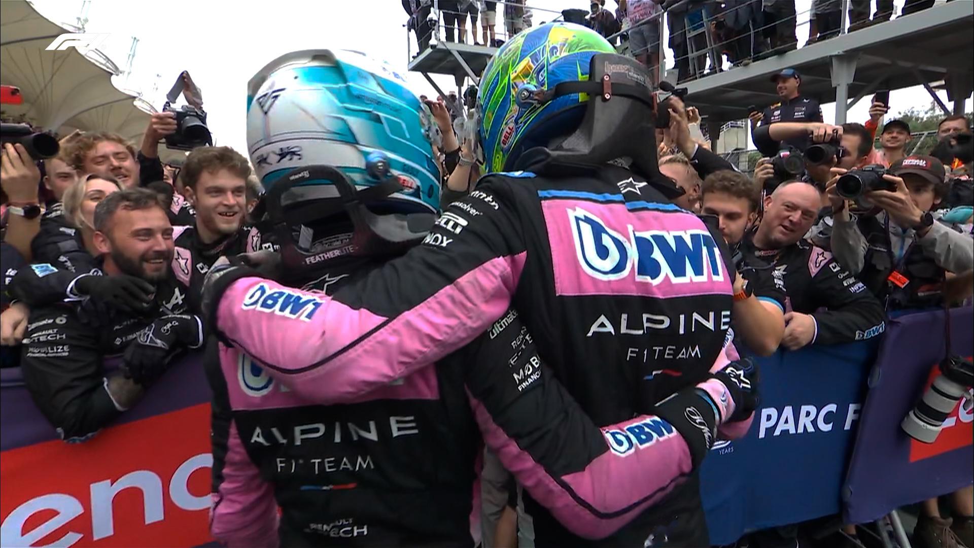 包含哈斯车队横扫梅赛德斯，维斯塔潘扛起全队的词条