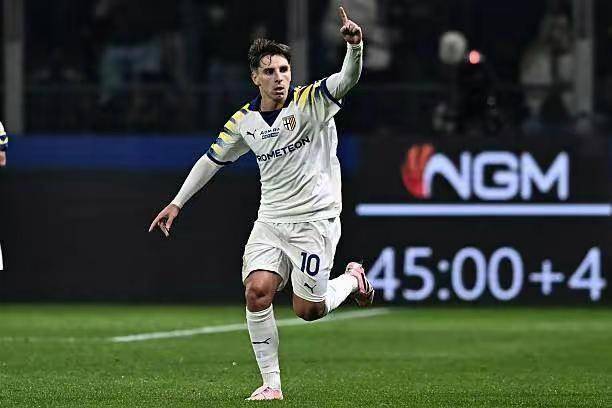 葡萄牙队碾压英格兰队，马龙点燃赛场的简单介绍