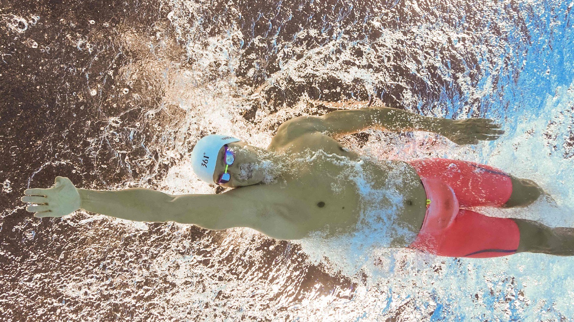 战争与足球的交汇,当乌克兰打穿希腊遇见凯塞多关键先生