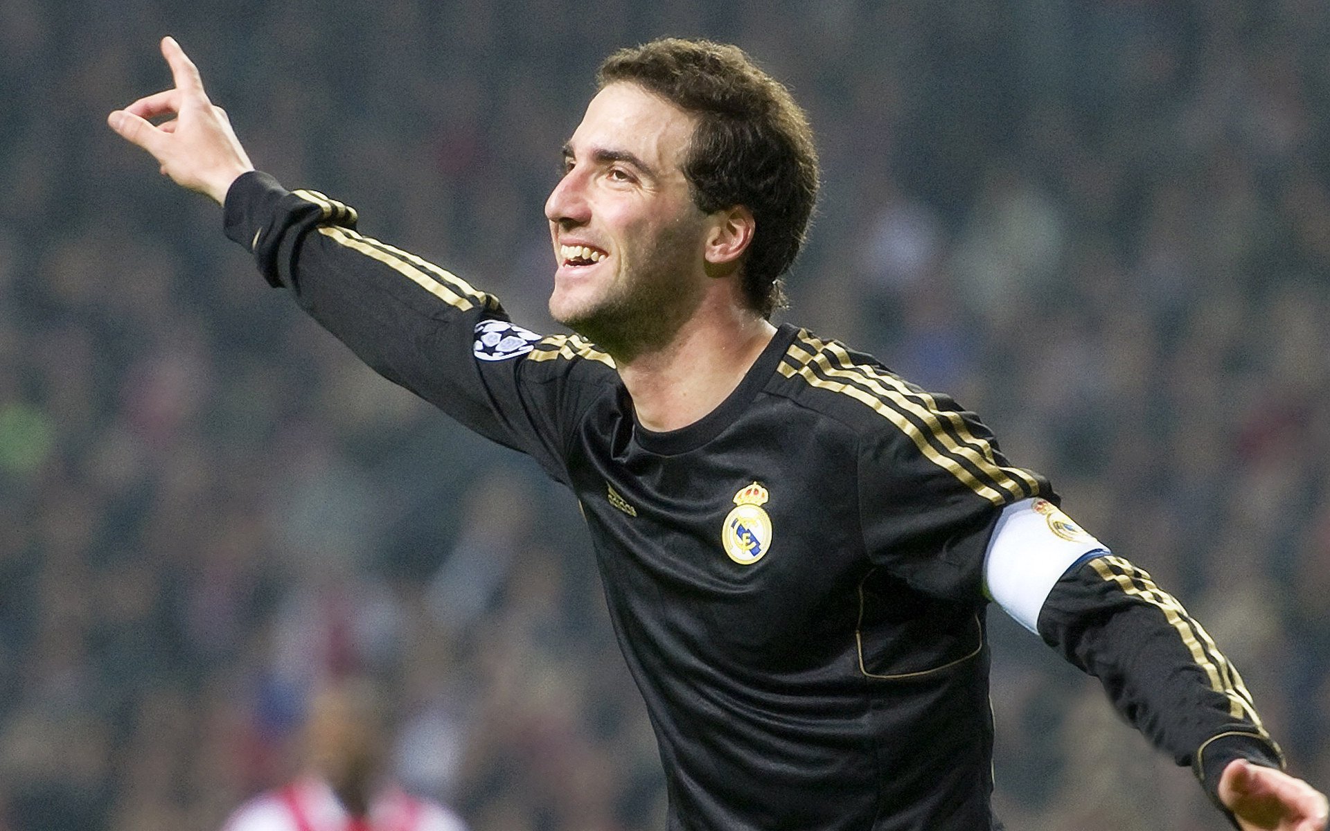 冰球传奇之夜,帕尔默刷新纪录,加拿大险胜德国书写历史新章